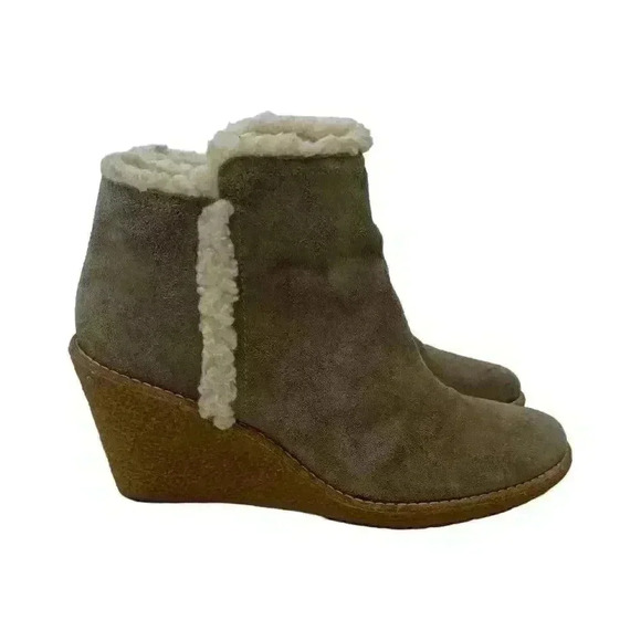 Cole Haan Brown Ankle Boots with Cream Trim - Picture 3 of 9